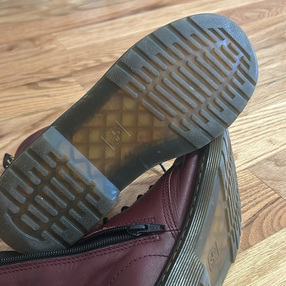 Boots - Picture 5 of 5